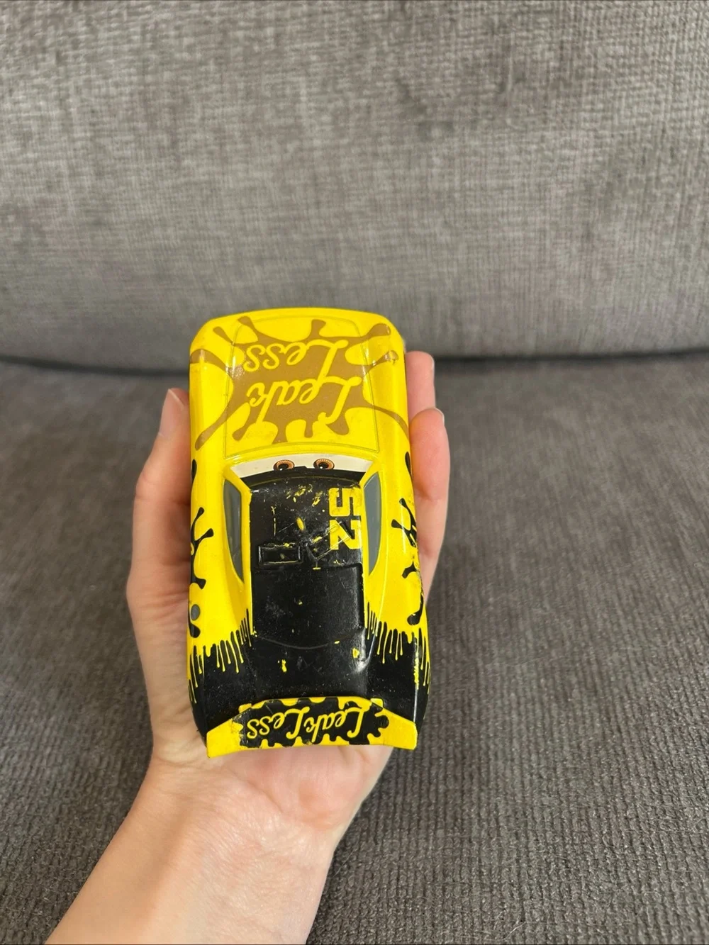 Disney Pixar Cars George  #52 1:55 Yellow Leak Less Die-cast Next Gen